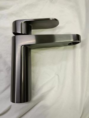 Полноавтоматическая машина для вакуумного покрытия ПВД для декоративных покрытий с энергосберегающим многоствольным оборудованием для покрытия