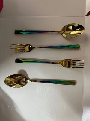 Электрическая машина для покрытия алюминиевой фольгой для герметизации бутылок для пластиковых пленочных упаковок