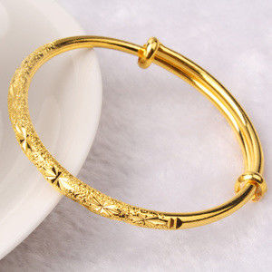 Металлизационная вакуумная PVD-установка / Многодуговая установка для нанесения покрытий на бутылки / браслеты / фурнитуру